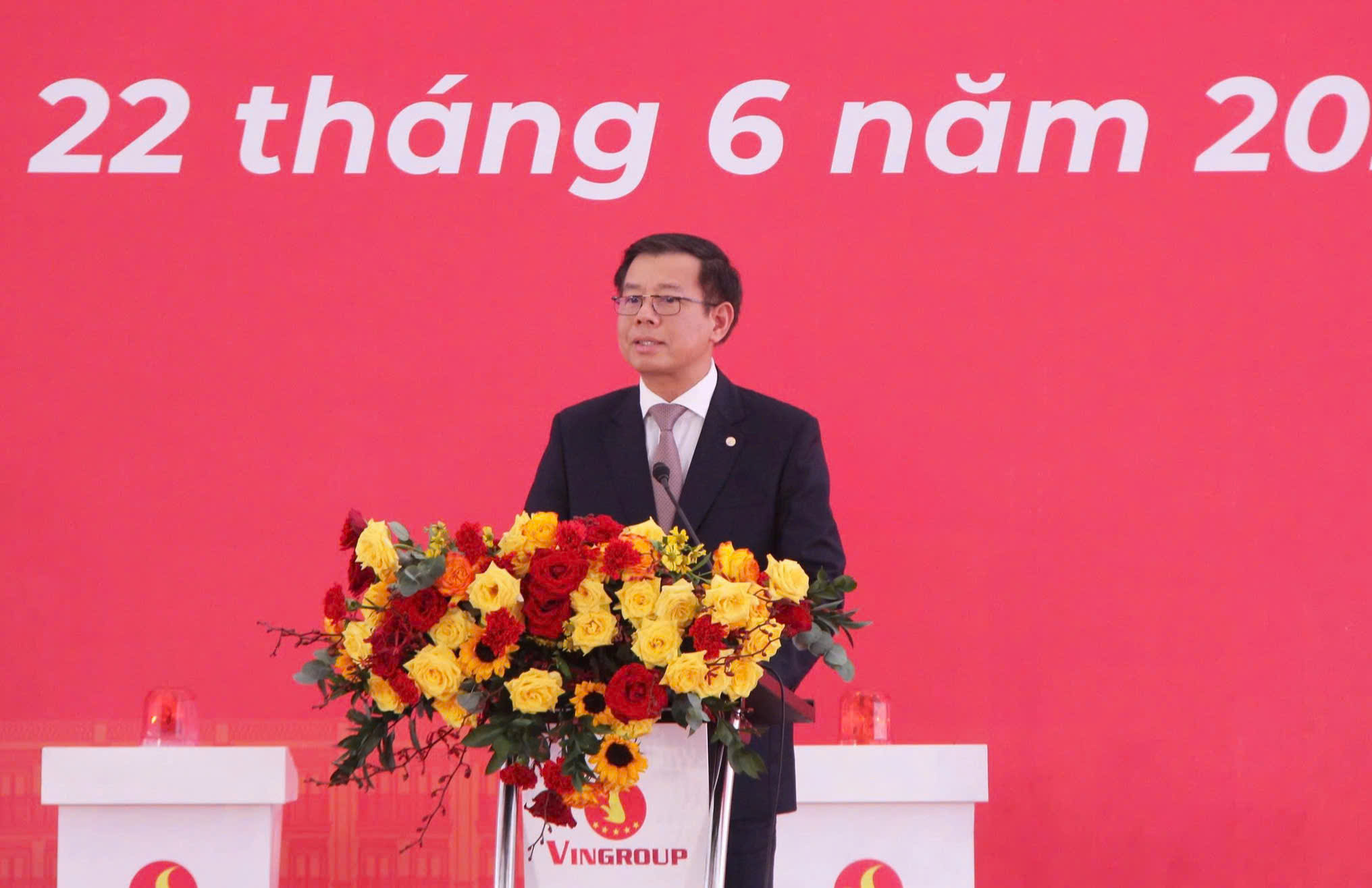 Tổng Giám đốc Vingroup Nguyễn Việt Quang phát biểu về định hướng phát triển bền vững dự án Làng Vân